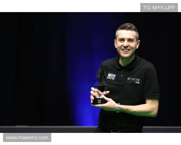 马克·塞尔比：从青涩新星到斯诺克世界冠军的奋斗历程与辉煌成就