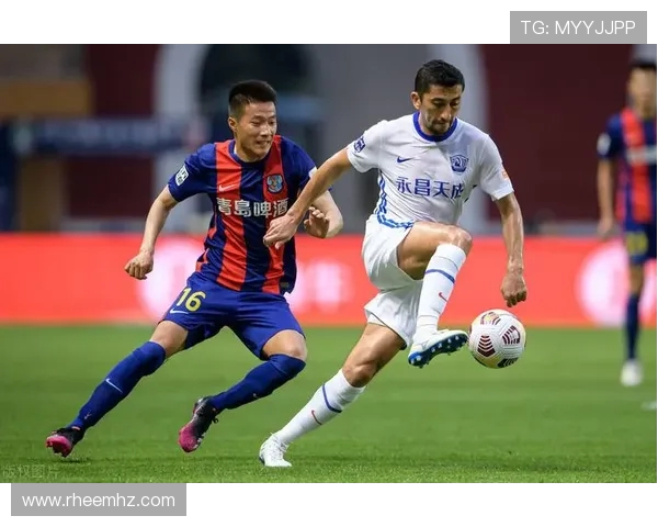 沧州雄狮全力冲击赛季胜利巅峰鏖战激燃再现绿茵荣耀争锋